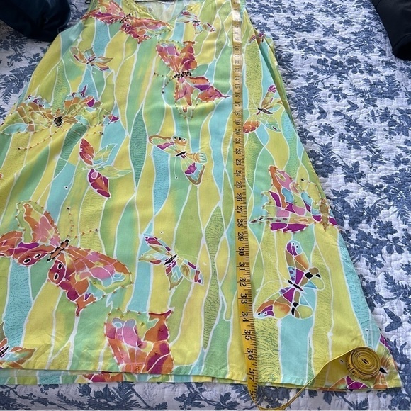 Mango Bay Tunic Novelty Butterflies with Sequins V-Neck w/ Small Side Slit Sz XL - Picture 9 of 9